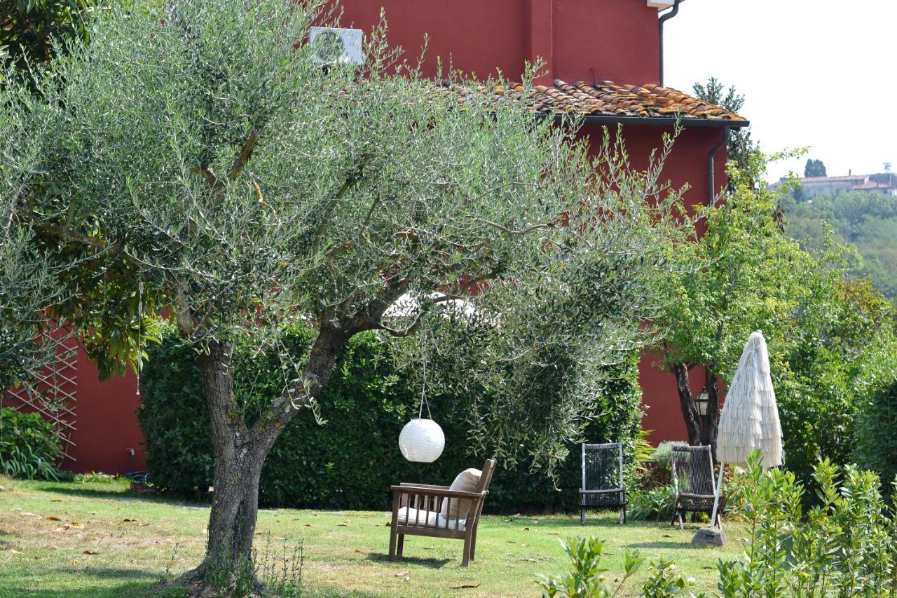 Agriturismo Le Murelle 卢卡 外观 照片